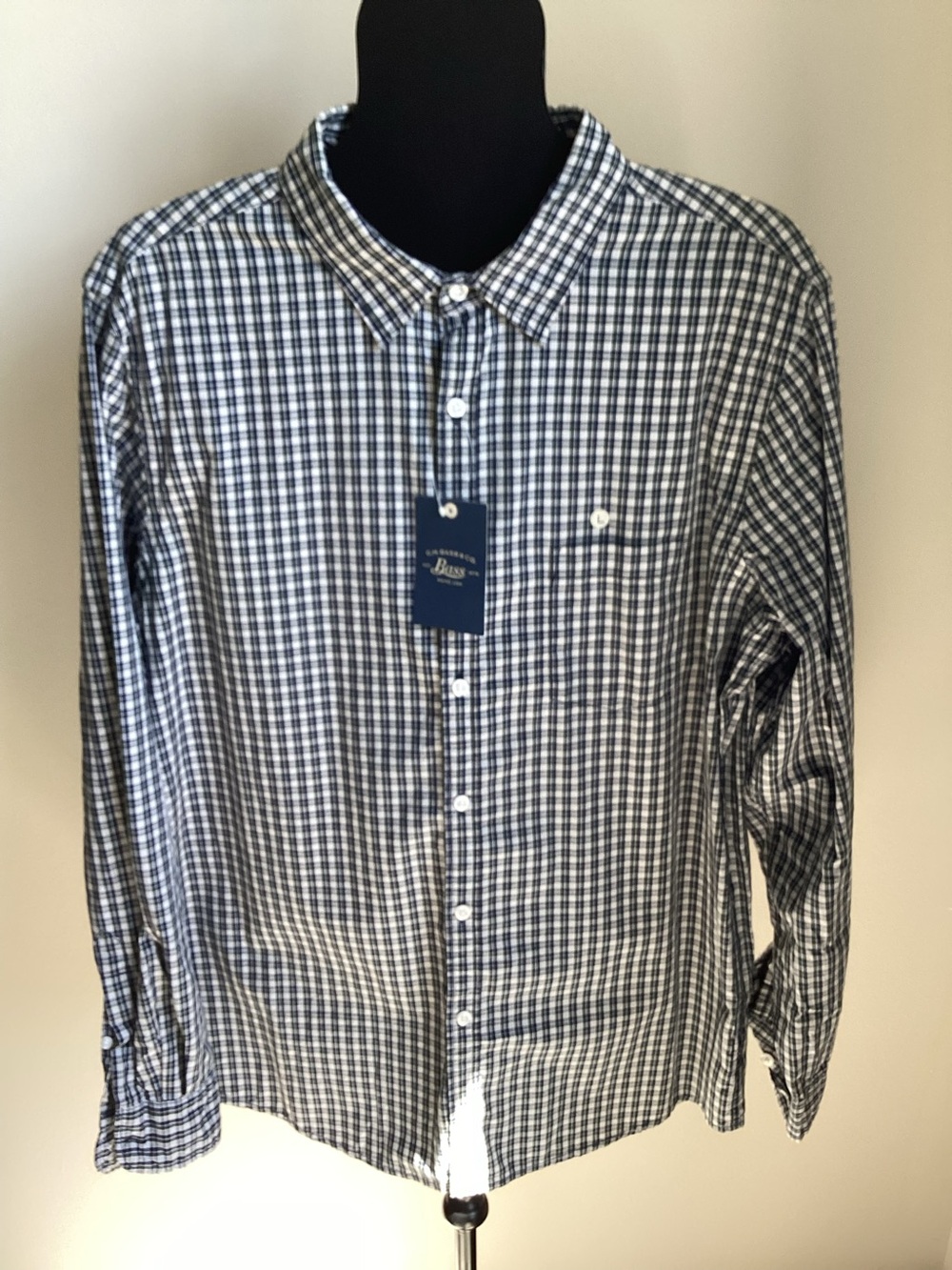 G.H. Bass & Co. Blue and White Check Button-Down Shirt 100%  cotton, NWT